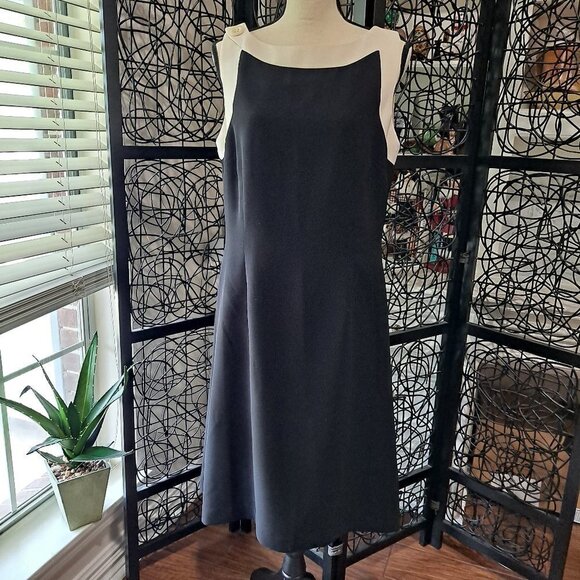 Amanda Smith Dresses Size 12 Black w/Cream Accents EUC - Picture 1 of 8